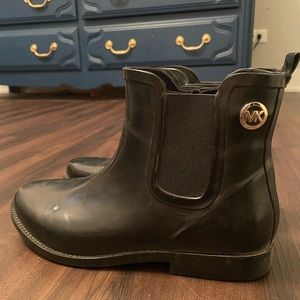 Michael Kors short rain boots